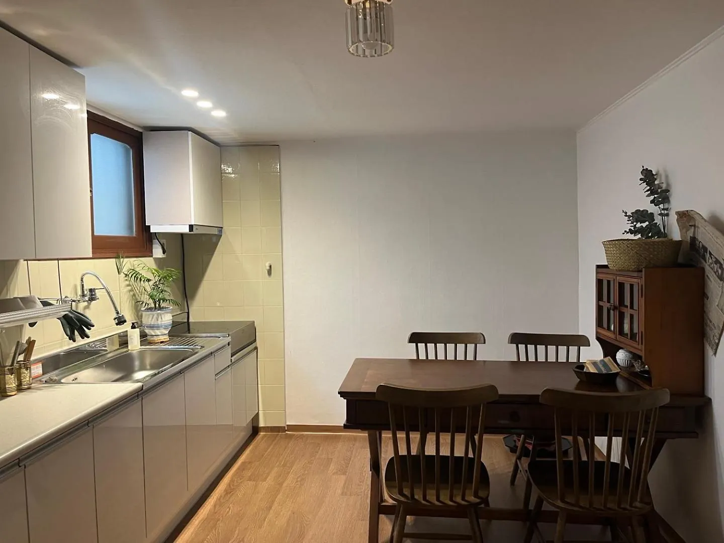 Homigraound Yeongdeungpo Apartment Seoul