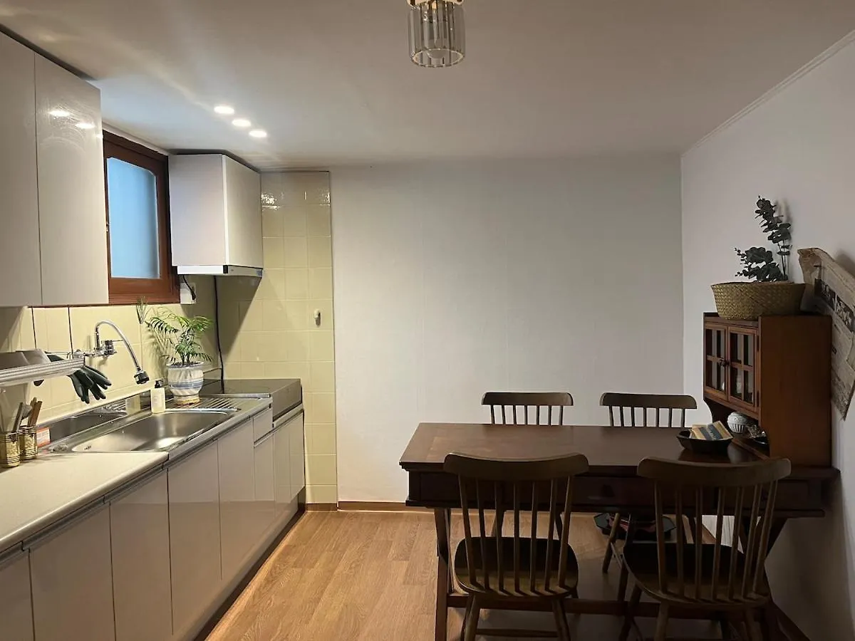 Homigraound Yeongdeungpo Apartment Seoul South Korea