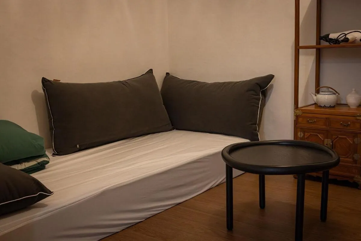 Homigraound Yeongdeungpo Apartment Seoul