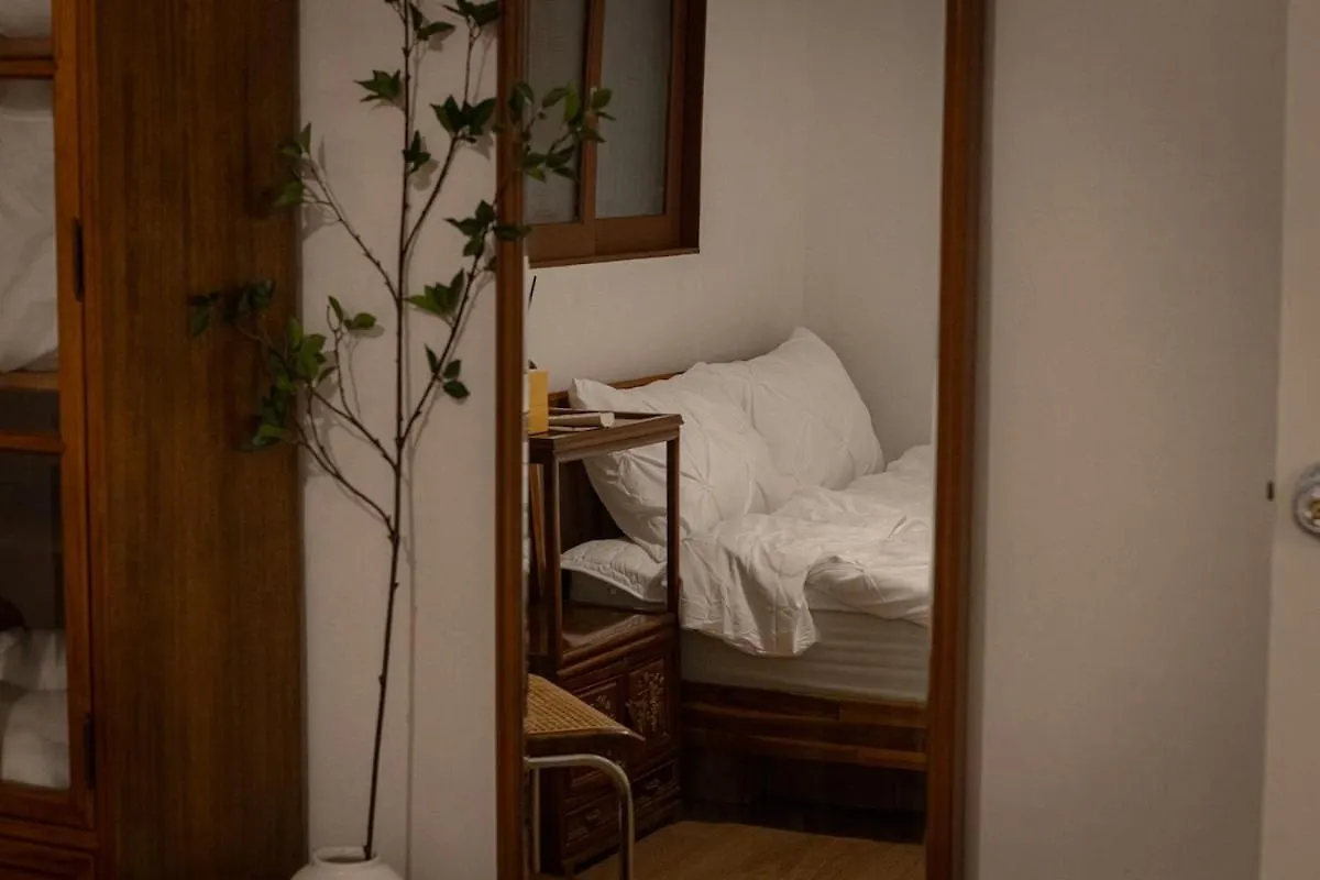 Homigraound Yeongdeungpo Apartment Seoul